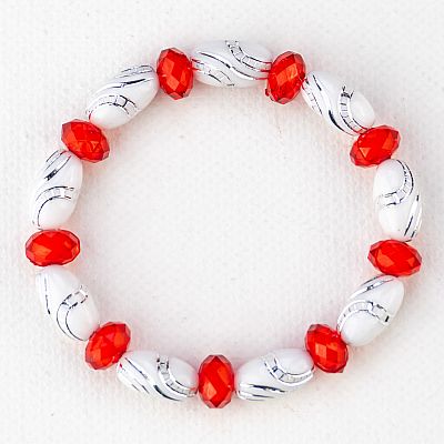 Детска гривна - бели гравирано овали и червени шайби PICTURE OF ITEM 3168